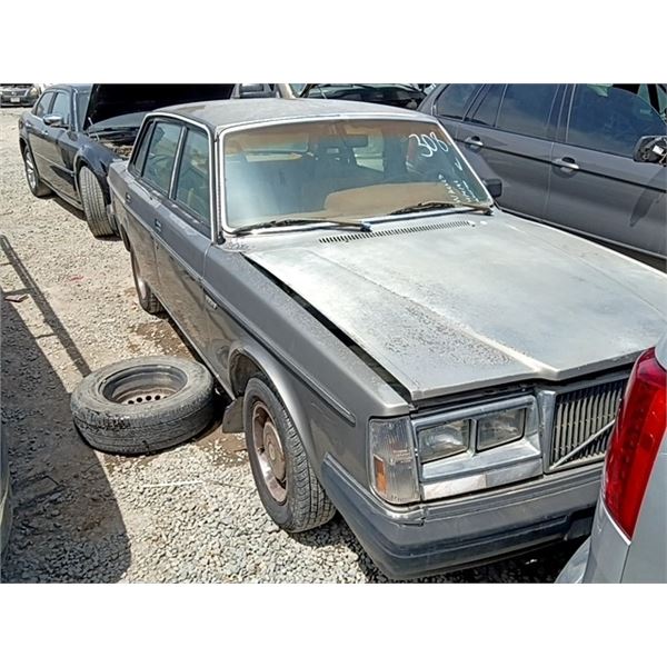 VOLVO 240 SERIES 1984 ADT-SALV/DON