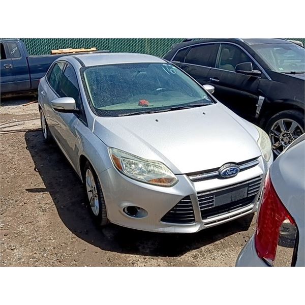 FORD FOCUS 2014 O/S-TITLE
