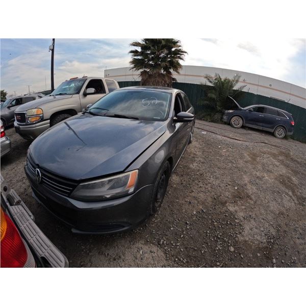 VOLKS JETTA 2013 O/S-TITLE