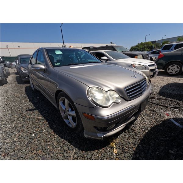 MERZ C CLASS 2006 OS/T SALV-DON
