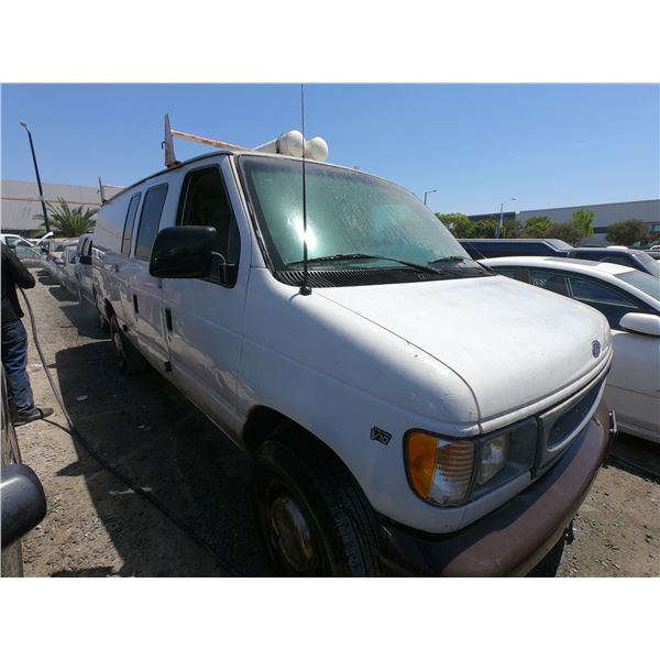 FORD E350 2001 T-DONATION