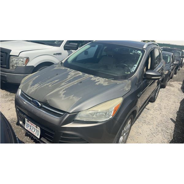 FORD ESCAPE 2014 SALV/T