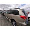 Image 4 : TOYOTA SIENNA 2004 T-DONATION