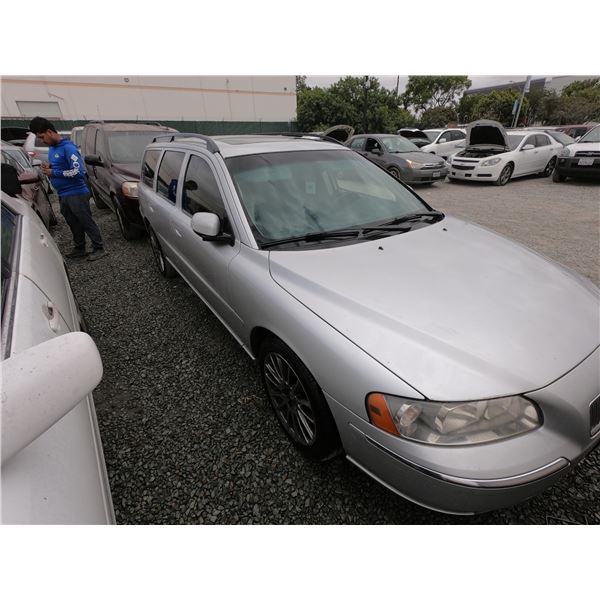 VOLVO V70 2007 T-DONATION
