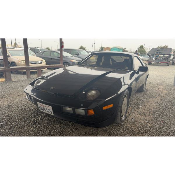 PORSCHE 928 1982 T-DONATION