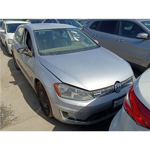 VOLKS E GOLF 2015 ADT
