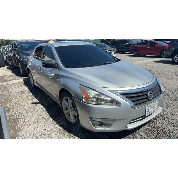 NISSAN ALTIMA 2013 SALV/T