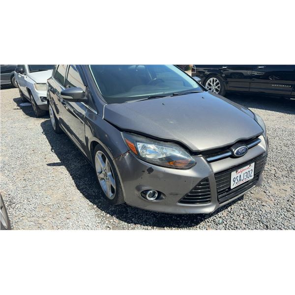 FORD FOCUS 2014 ADT-SALV