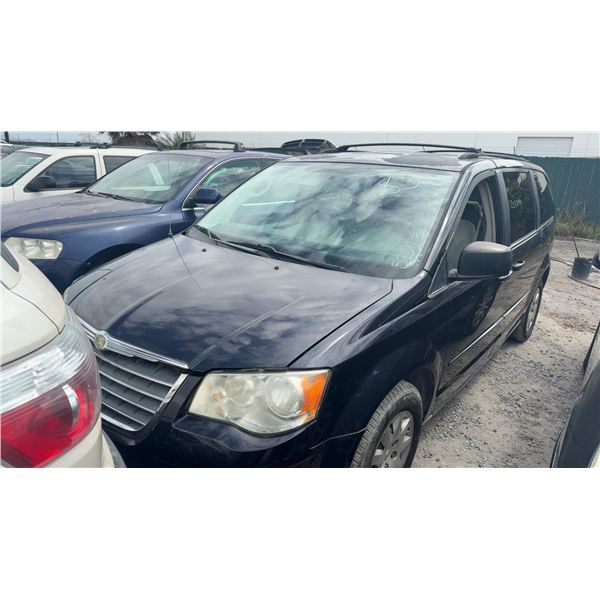CHRYSLER T&C 2010 T