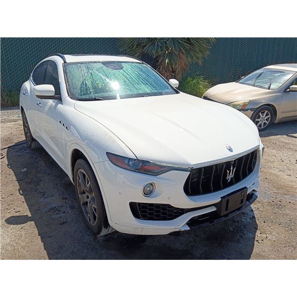 MASERATI LEVANTE 2017 O/S-T REPO
