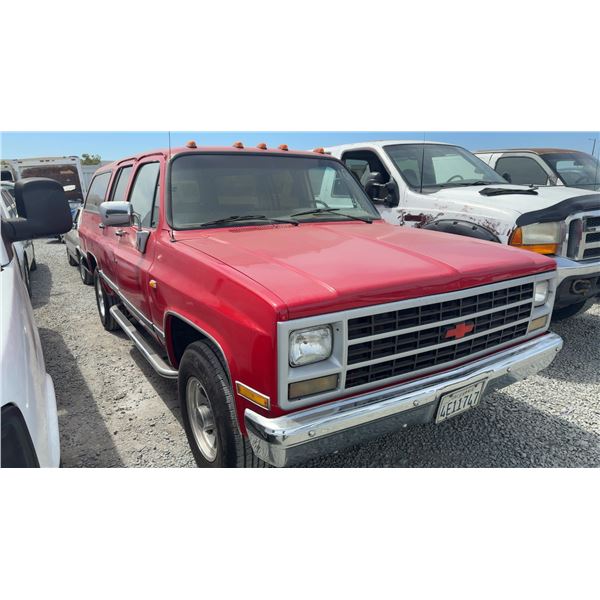 CHEV SUBURBAN 1991 T-DONATION