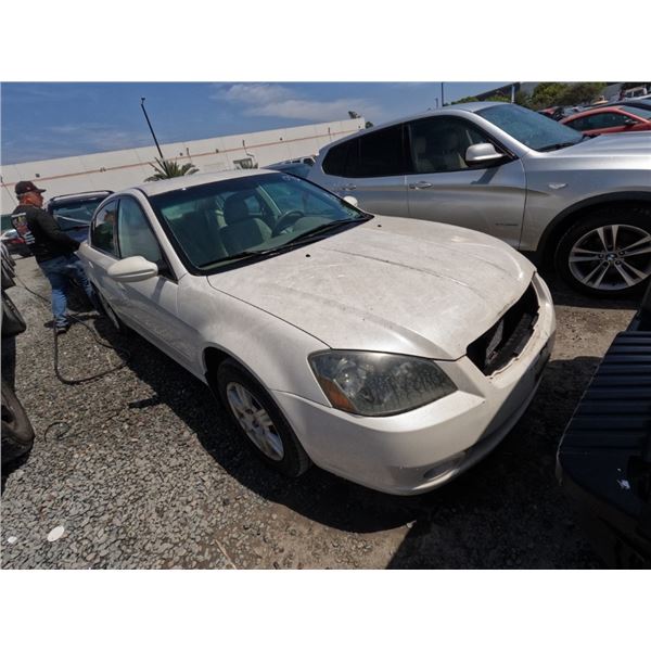 NISSAN ALTIMA 2005 O/S T-DONATION