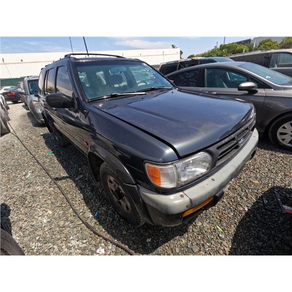NISSAN PATHFINDER 1997 T-DONATION