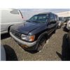 Image 2 : NISSAN PATHFINDER 1997 T-DONATION