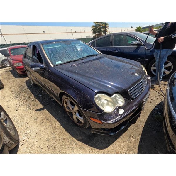 MERZ C CLASS 2005 SALV T/DONATION