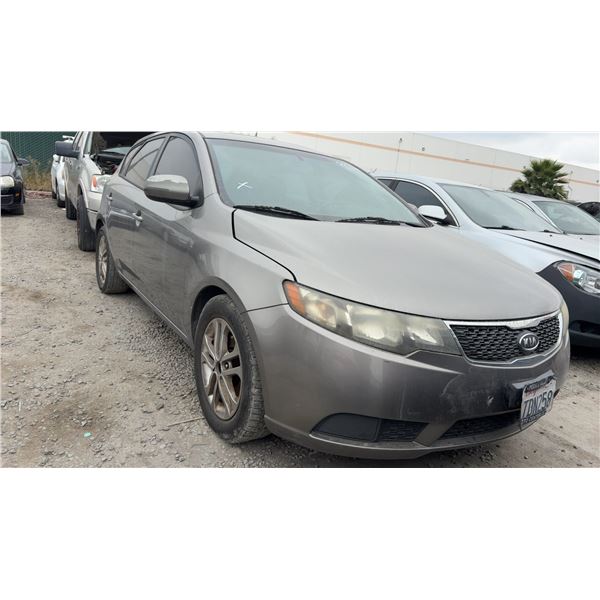 KIA FORTE 2012 T