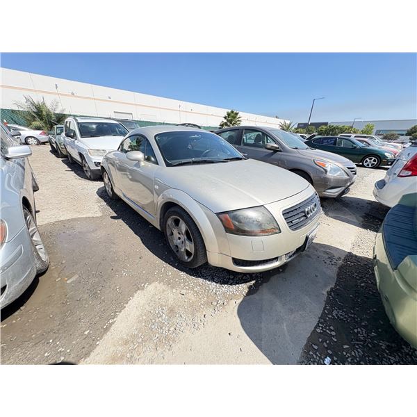 AUDI TT 2002 T