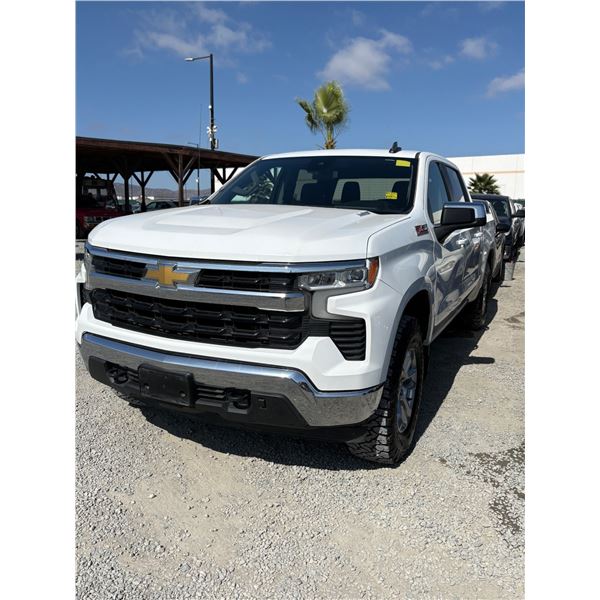 CHEVY SILVERADO 2022 T-2 Days