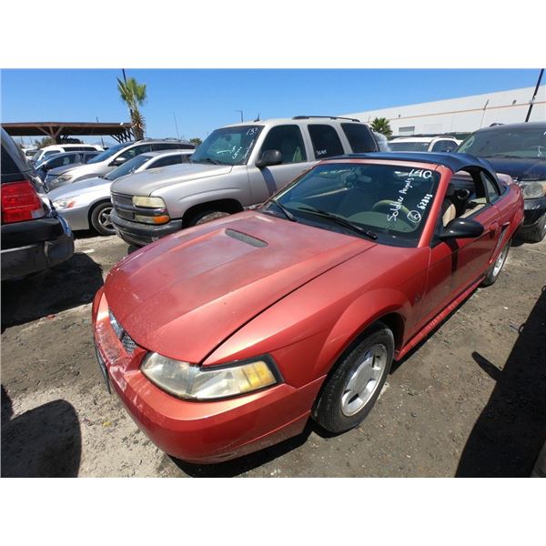 FORD MUSTANG 2000 T-DONATION