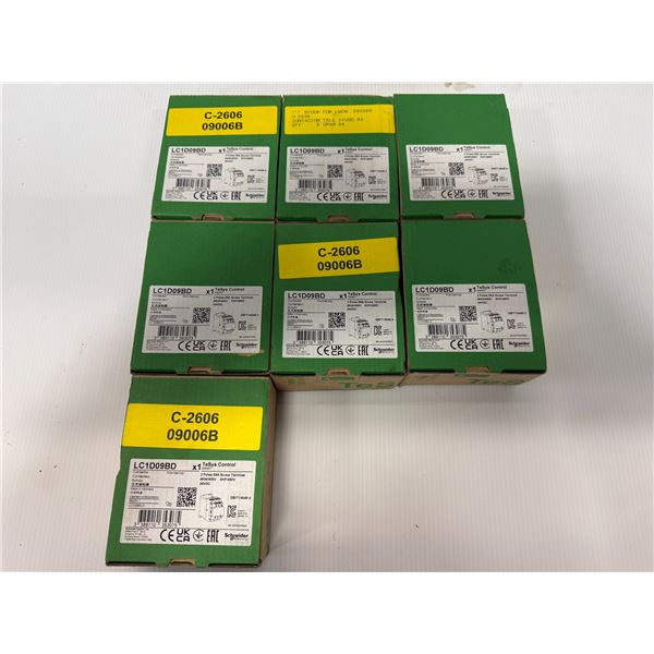 Lot of (7) Schneider Electric #LC1D09BD Contactors