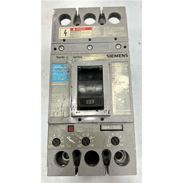 Siemens #RXD63B225 Sentron Circuit Breaker