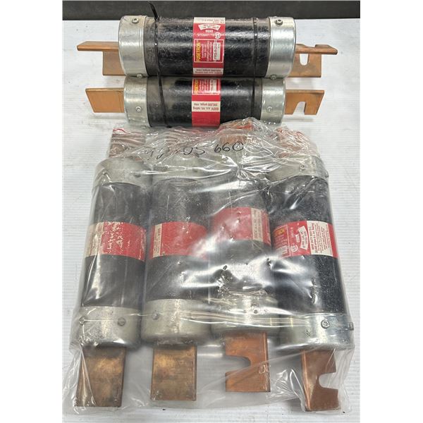 Lot of (7) Fusetron #FRS-R-250 Fuses