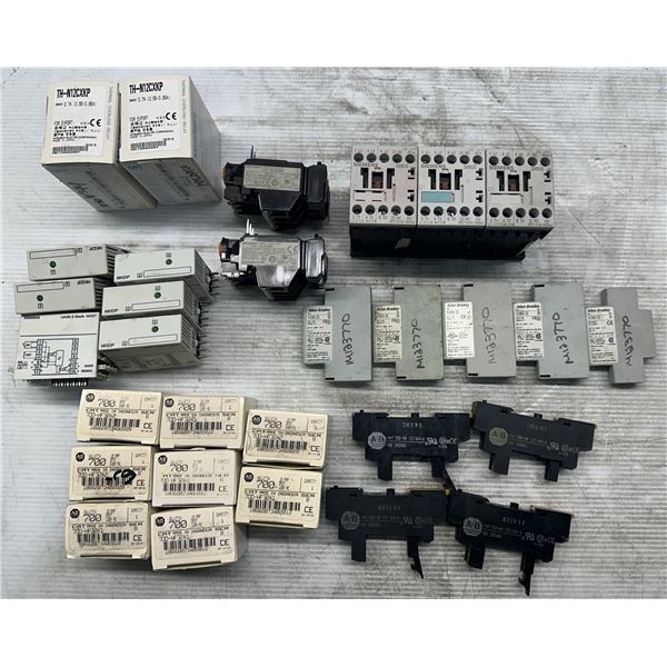 Lot of Mitsubishi, Allen Bradley & Siemens Items