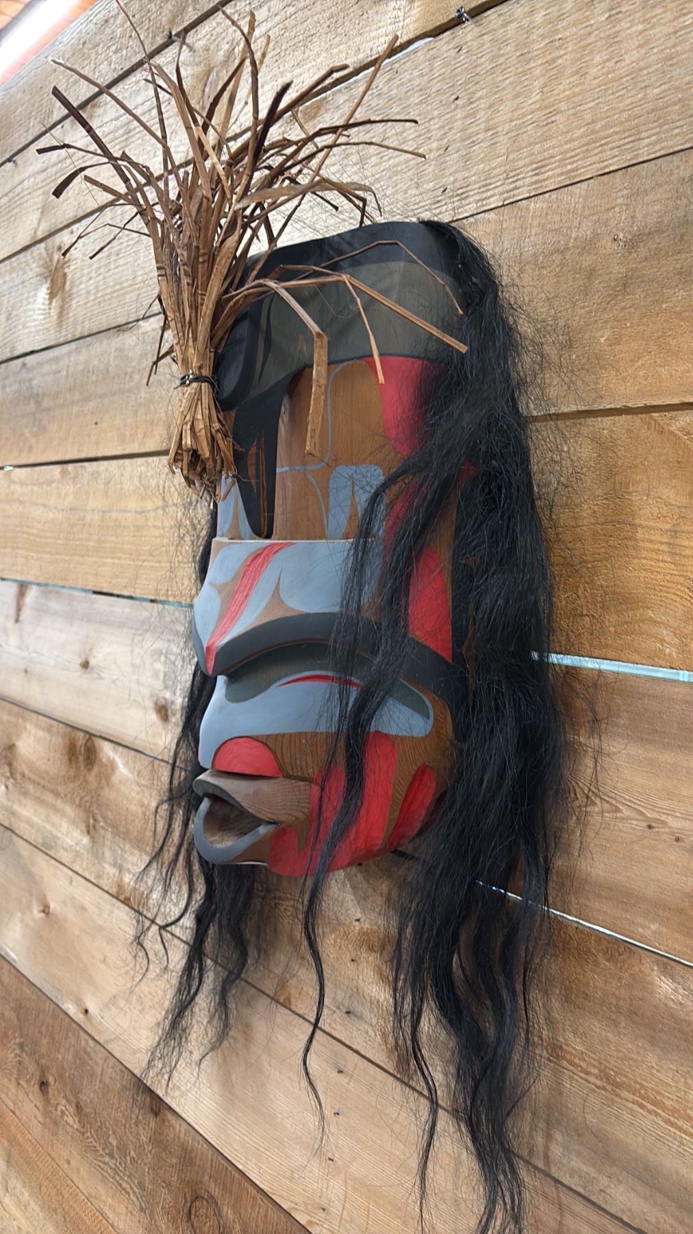 HAND CARVED & PAINTED 