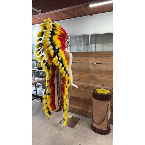 FIRST NATIONS CHIEF'S HEADDRESS WITH CARRY CASE