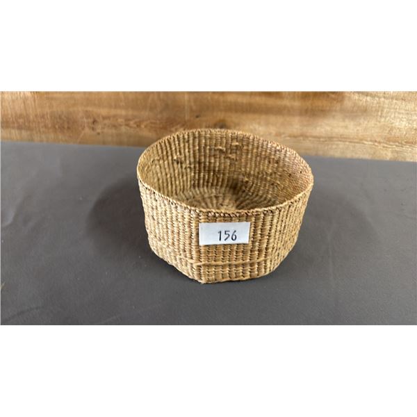 HAND WOVEN FIRST NATIONS BASKET 5.5" X 3"