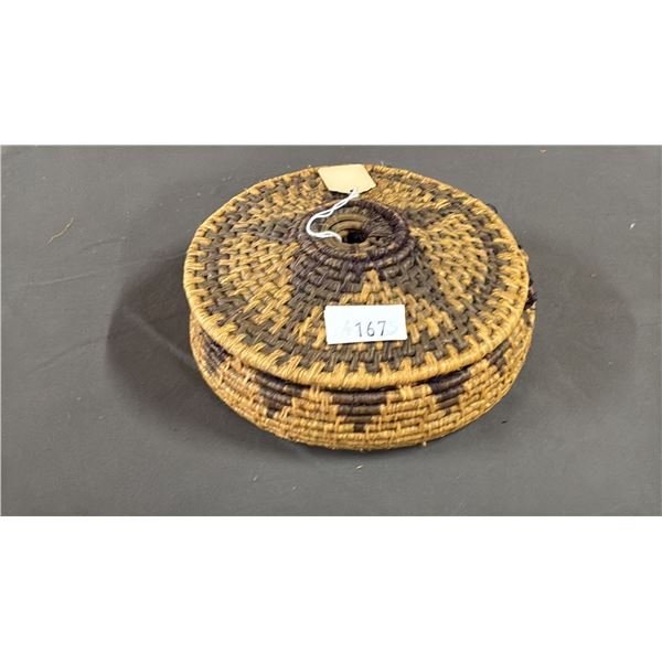 HAND WOVEN WEST COAST FIRST NATIONS BASKET WITH LID 6.5" X 2.5"