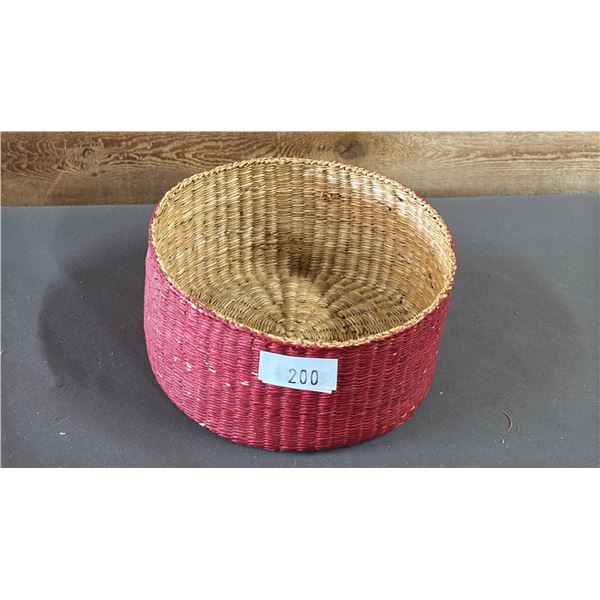 HAND WOVEN FIRST NATIONS BASKET 6" X 3"