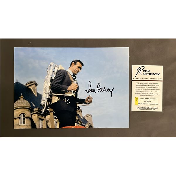AUTOGRAPHED SEAN CONNERY PHOTO WITH REAL AUTHENTIC CERTIFICATE OF AUTHENTICITY