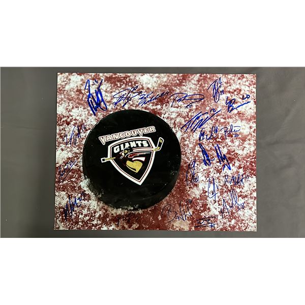 AUTOGRAPHED VANCOUVER GIANTS PHOTOGRAPH