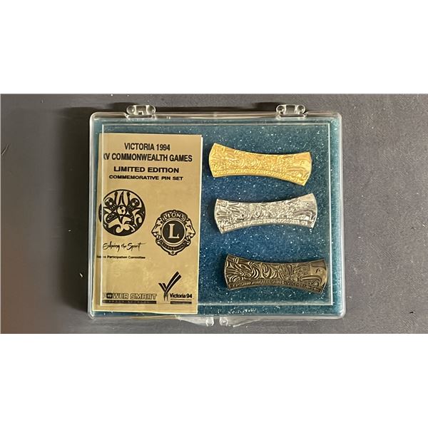 VINTAGE 1994 VICTORIA XV COMMONWEALTH GAMES LIMITED EDITION PIN SET IN ORIGINAL CASE