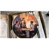 Image 3 : BOX OF VINTAGE DECORATIVE PLATES & MUSIC BOOKS & BOX OF ASSORTED TABLE LINENS