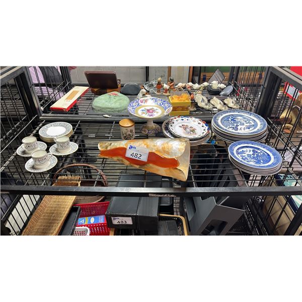 WEDGWOOD DEMITASSE CUPS, ART GLASS LAMP SHADE & ASSORTED VINTAGE DISHWARE