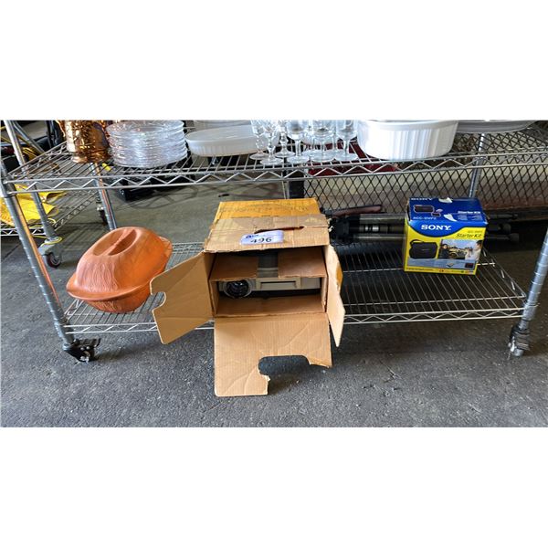 TERRACOTTA CLAY BAKER, KODAK SLIDE PROJECTOR & SONY ACC-DVP2 STARTER KIT