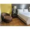 Image 4 : HOTEL ROOM FURNITURE CONTENTS - KING 1 BEDROOM