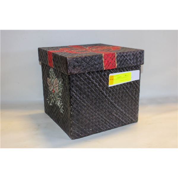 VINTAGE NESTING STORAGE BOX SET