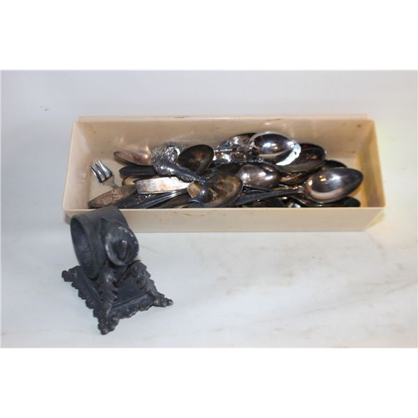 LARGE LOT ANTIQUE COLLECTOR SPOONS