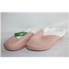 Image 1 : NEW WOMENS SIZE 41/42 SLIPPERS