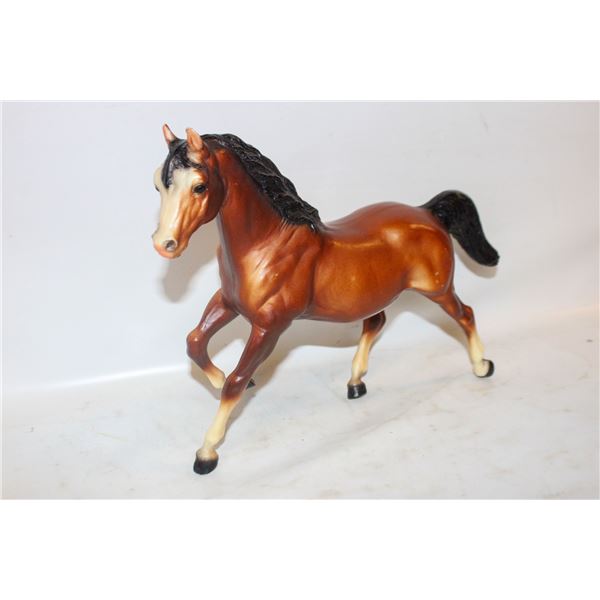 VINGAGE BREYER RUNNING MARE