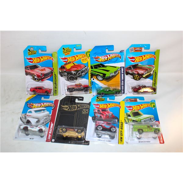 LOT OF HOT WHEELS - 8PCS