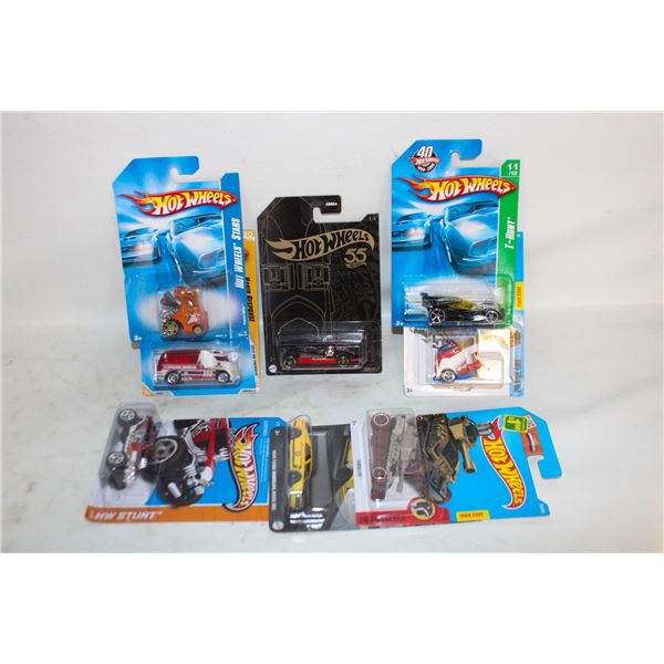LOT OF HOT WHEELS - 8PCS
