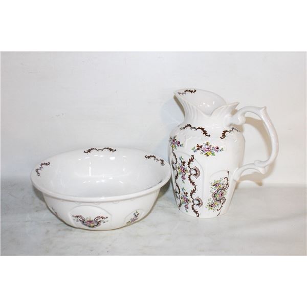 VINTAGE PRICE KENSINGTON FLORAL PITCHER