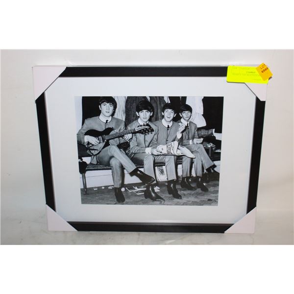FRAMED 'THE BEATTLES' PHOTO