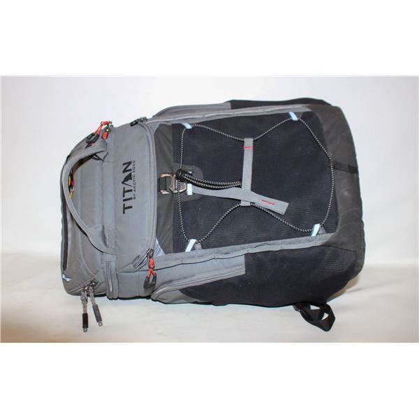 TITAN 26 CAN COOLER BACKPACK