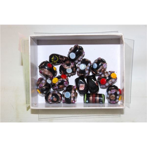 VINTAGE MURANO ITALY BLOWN GLASS BEADS-ESTATE