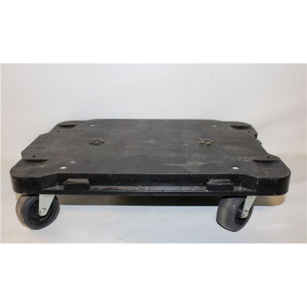 DOLLY WITH 4 DIRECTIONAL WHEELS